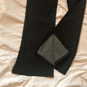 🔥SALE🔥Clio black flared dress jeans size 8